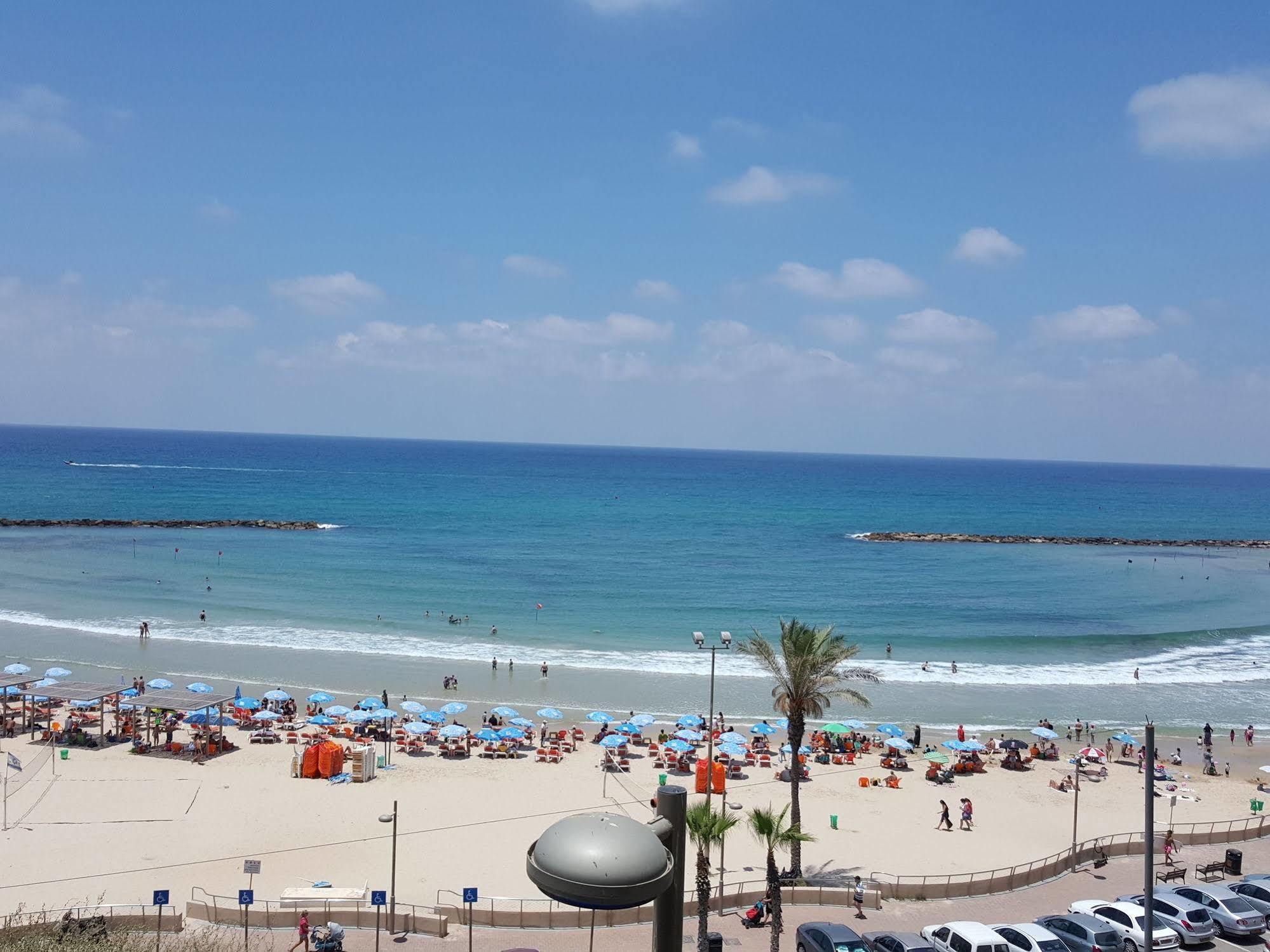 Netanya Motel Pierre Exterior foto